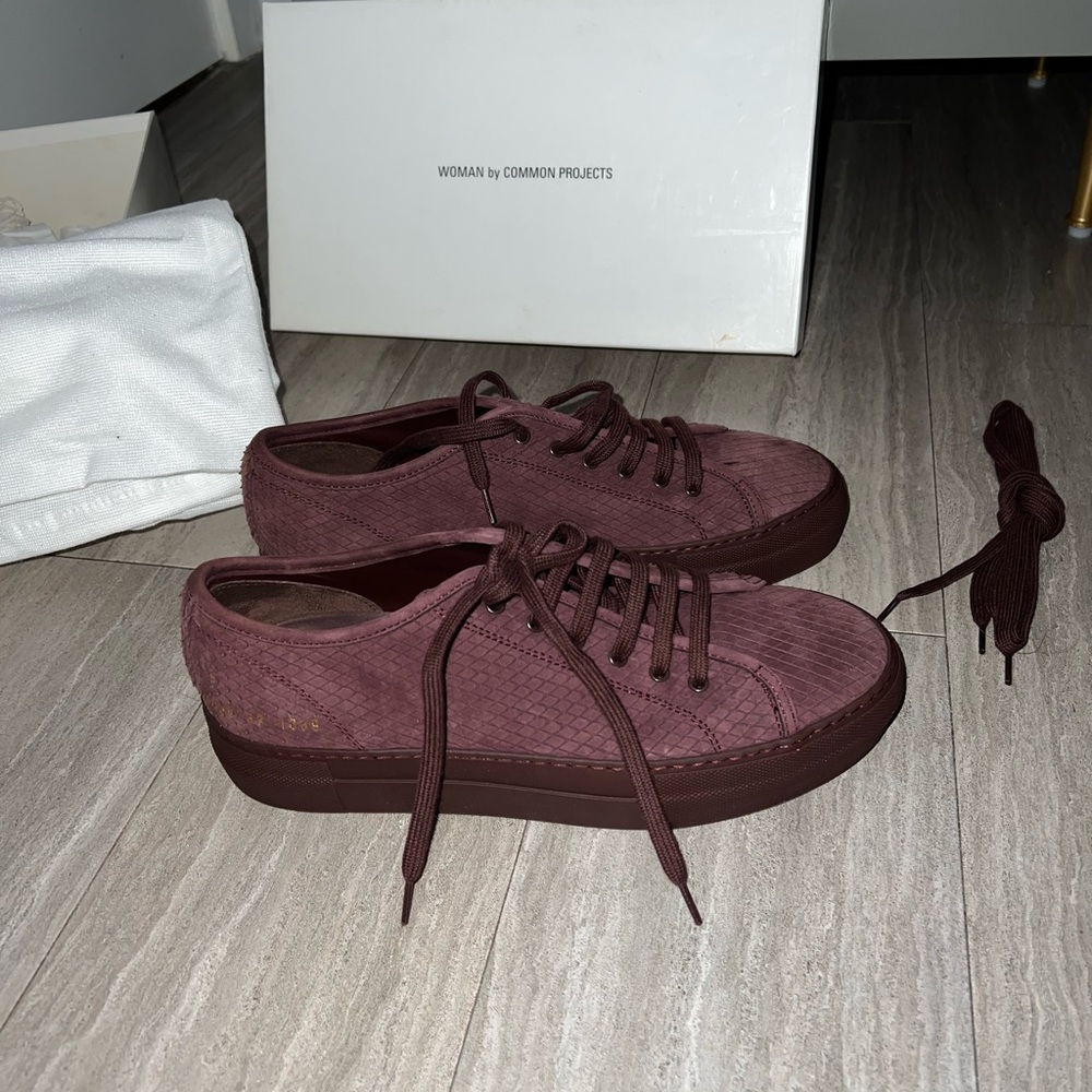 Common Projects Woman - new